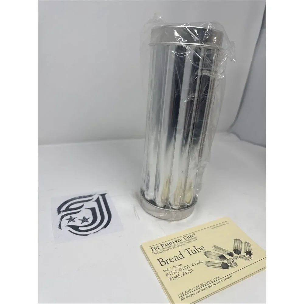 Pampered Chef‎ Shaped Bread Tube Baking Pan Scalloped #1565 Tube-Scalloped